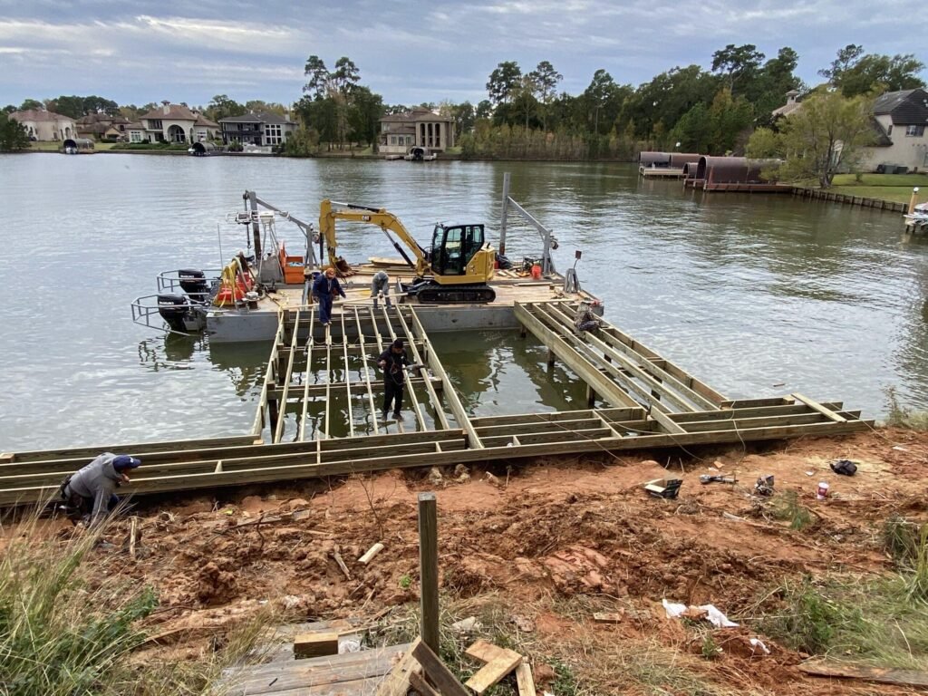 Bulkhead contractor