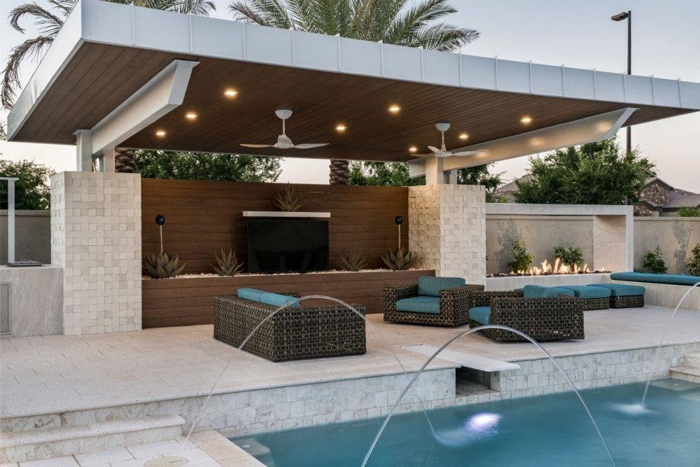cantilever-shade-structure